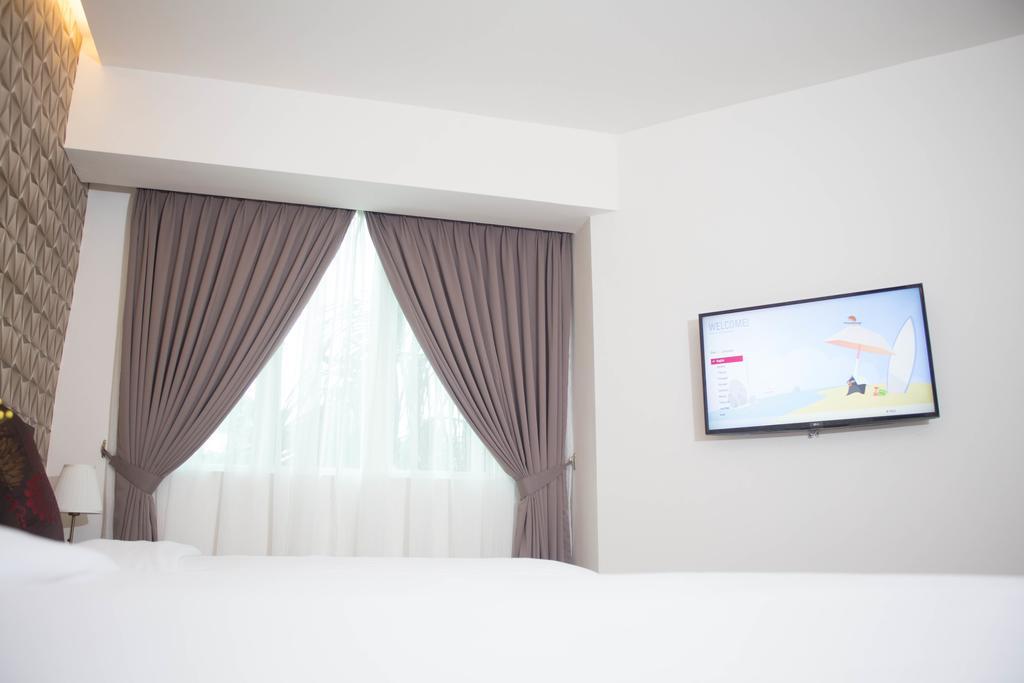 Qlassic Hotel Sepang Esterno foto